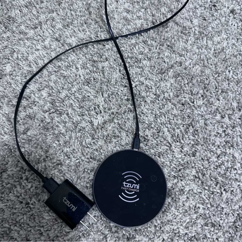 Tzumi Phone Wireless Charging pad
